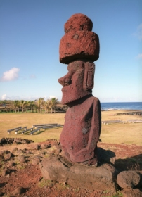Statue Maoi sur l'Ile de Pâques (photo : Sergey Korotkov © istockphoto)